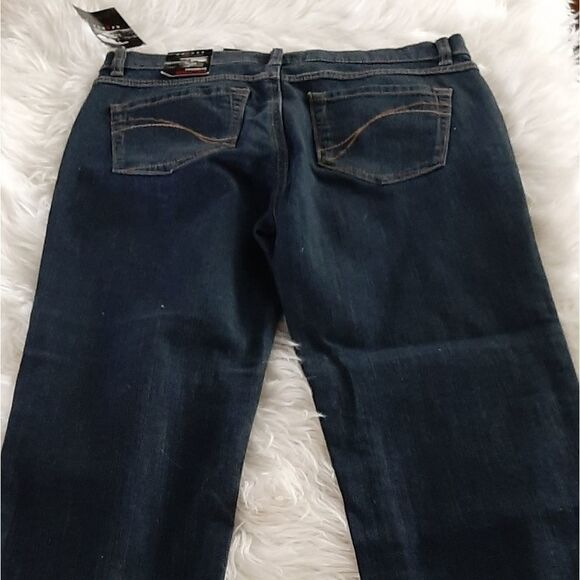 Axcess straight Leg LowRise Jeans sz‎ 6  NWT - Picture 3 of 6
